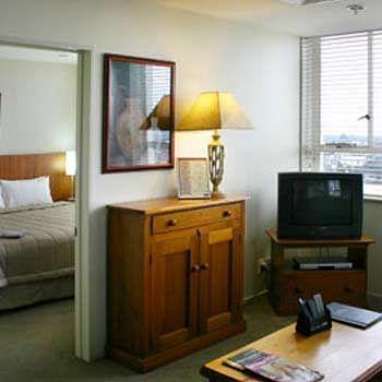 The Poplars Apartment Hotel Christchurch Extérieur photo